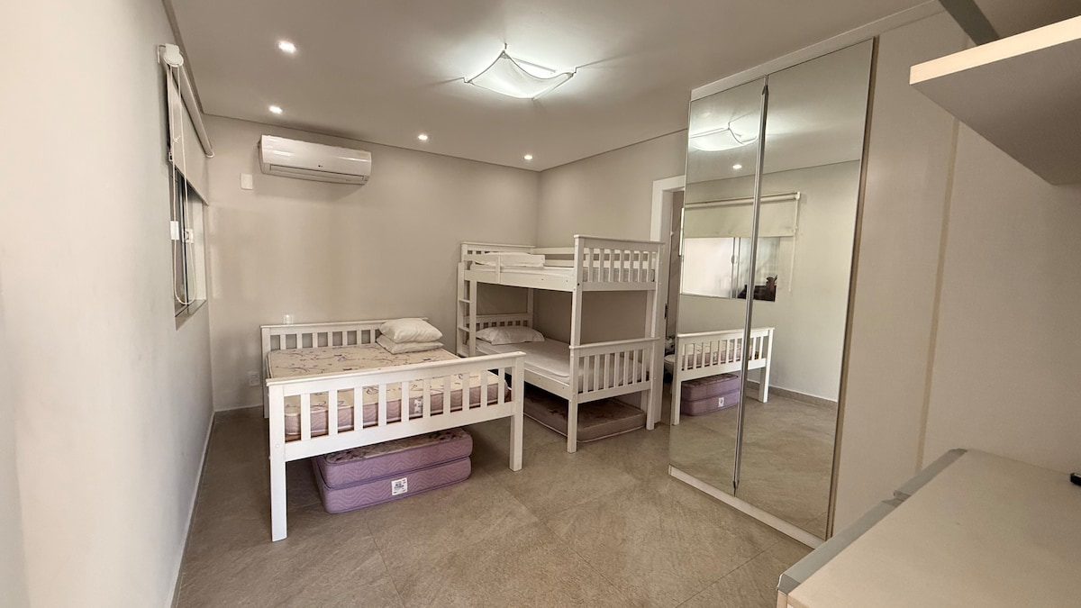 საძინებელი 4