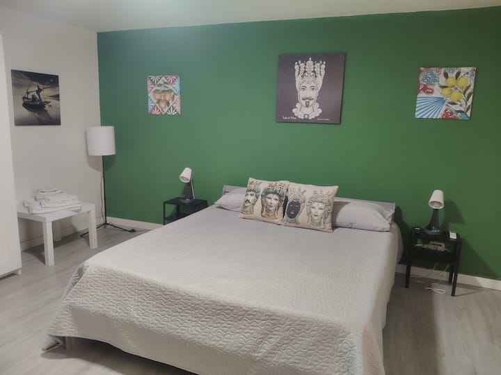 Center,2 Double Rooms Near Station - Catane