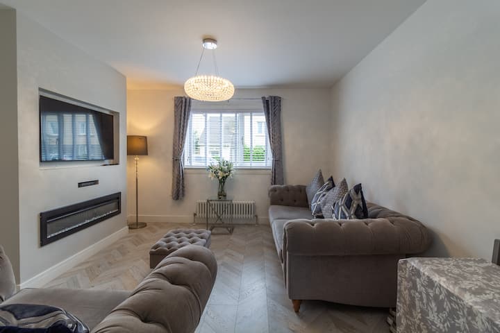 Luxury 3-bed House | Free Parking | Arthur's Seat - Edimburgo