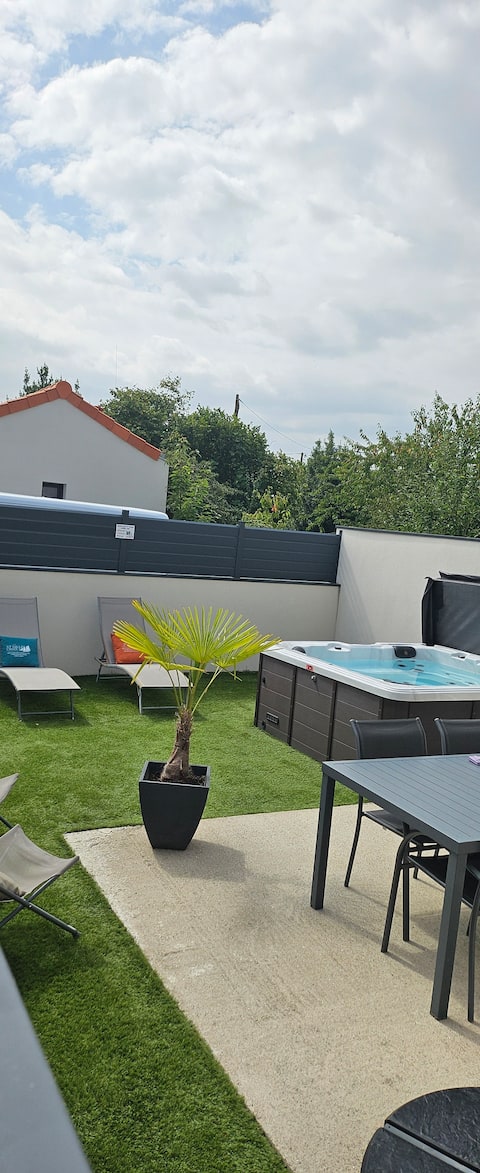 Beluga ll SPA Nantes Atlantique Airport