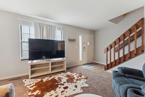 Townhouse - Near Football Stadium