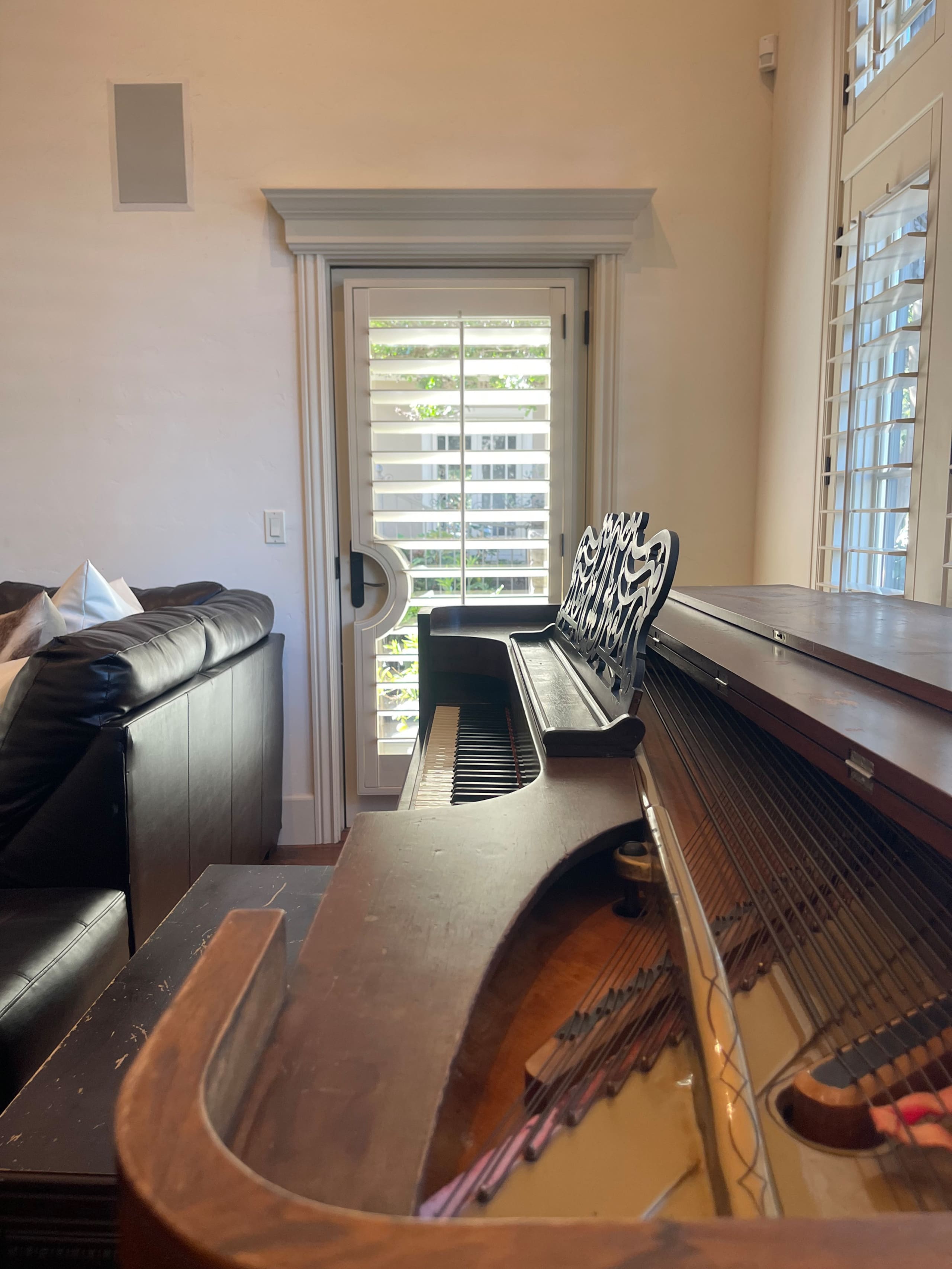 Willow Glen Home with Pool, Spa & Man Cave - Photo 16