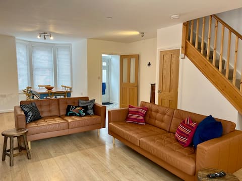 Popular Airbnb listing: Short stroll to Quay, restaurants and shops in Bournemouth, Christchurch And Poole