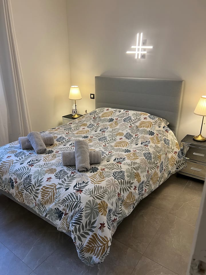 საძინებელი 1