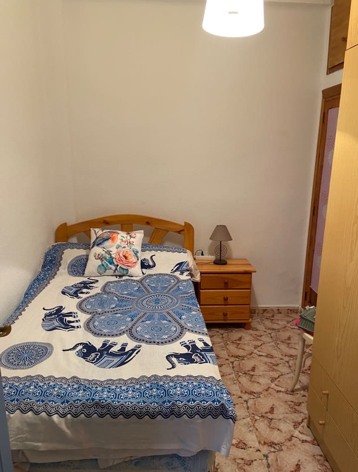 Dhomë gjumi 2