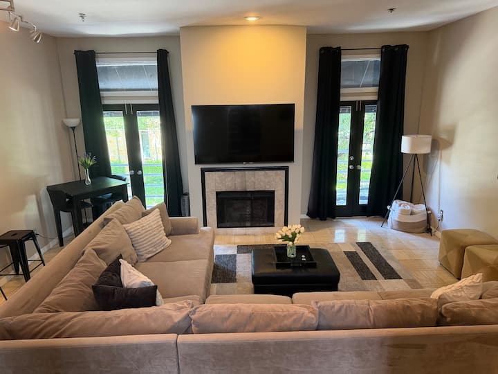 Knox/henderson Condo Walkable & Pet Friendly - Dalat
