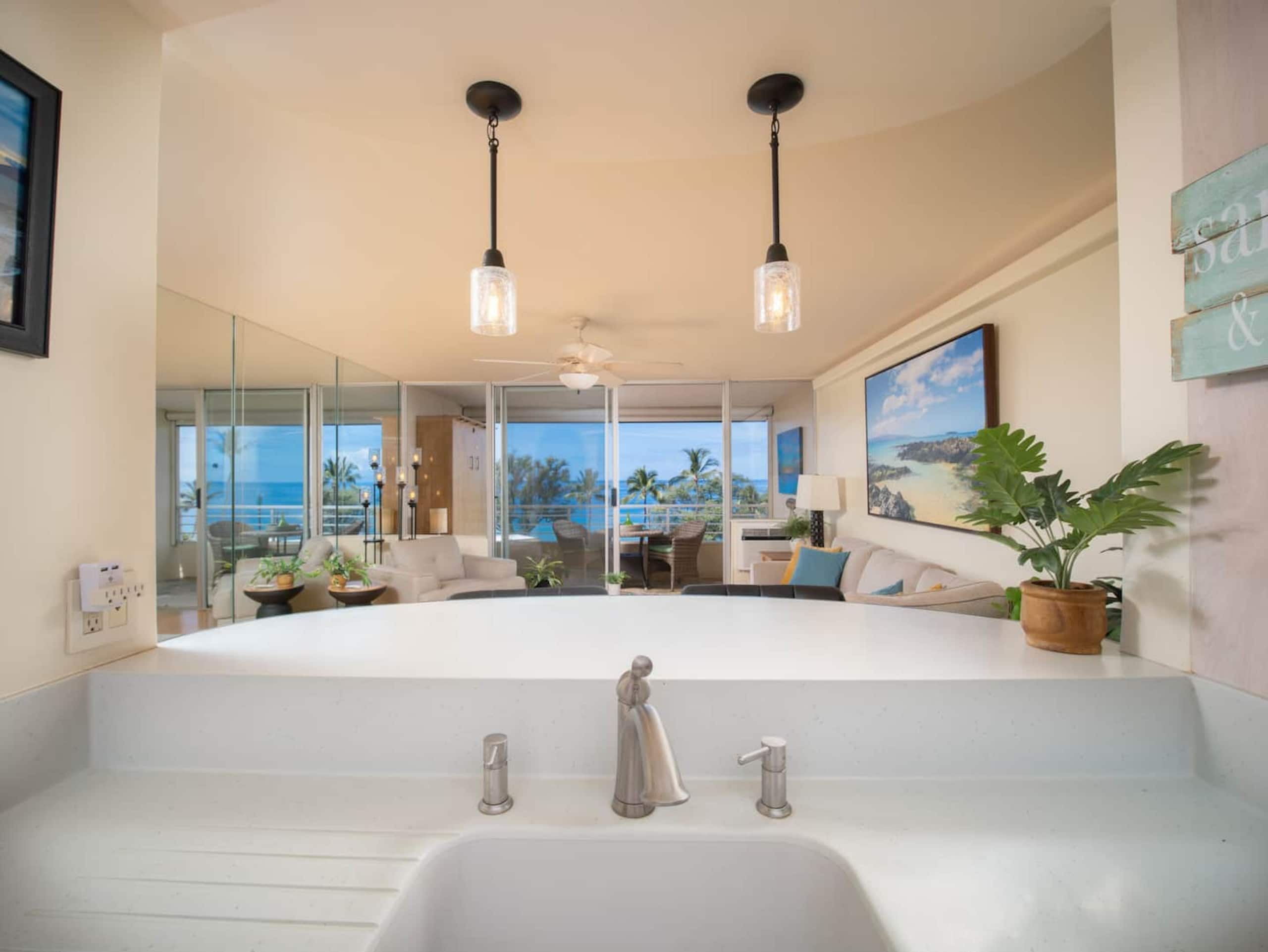 Condo in Kihei · ★4.9 · 1 bedroom · 1 bed · 1 bath - Image 23