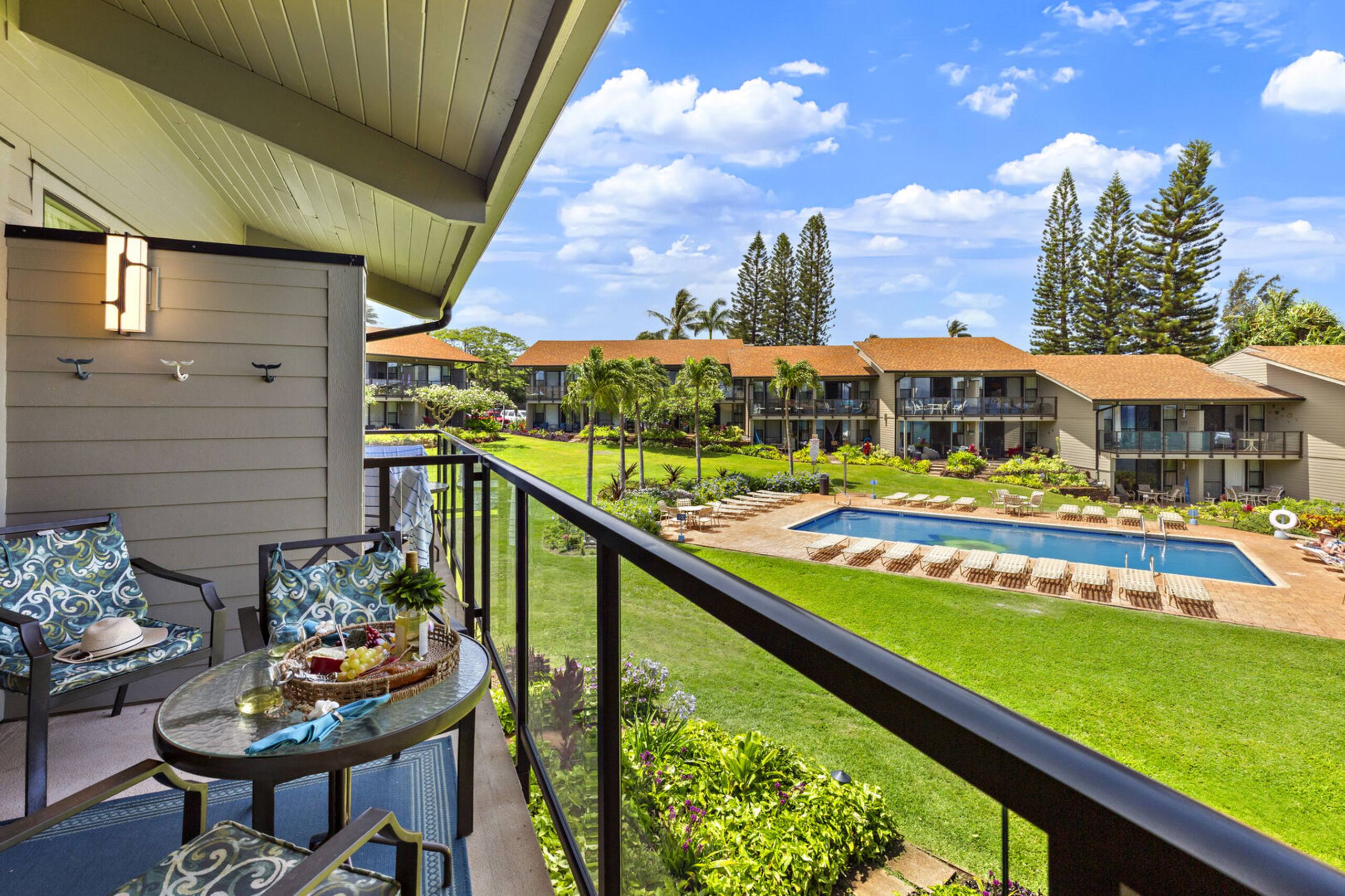 Condo in Lahaina · ★4.5 · 2 bedrooms · 2 beds · 2 baths - Image 8
