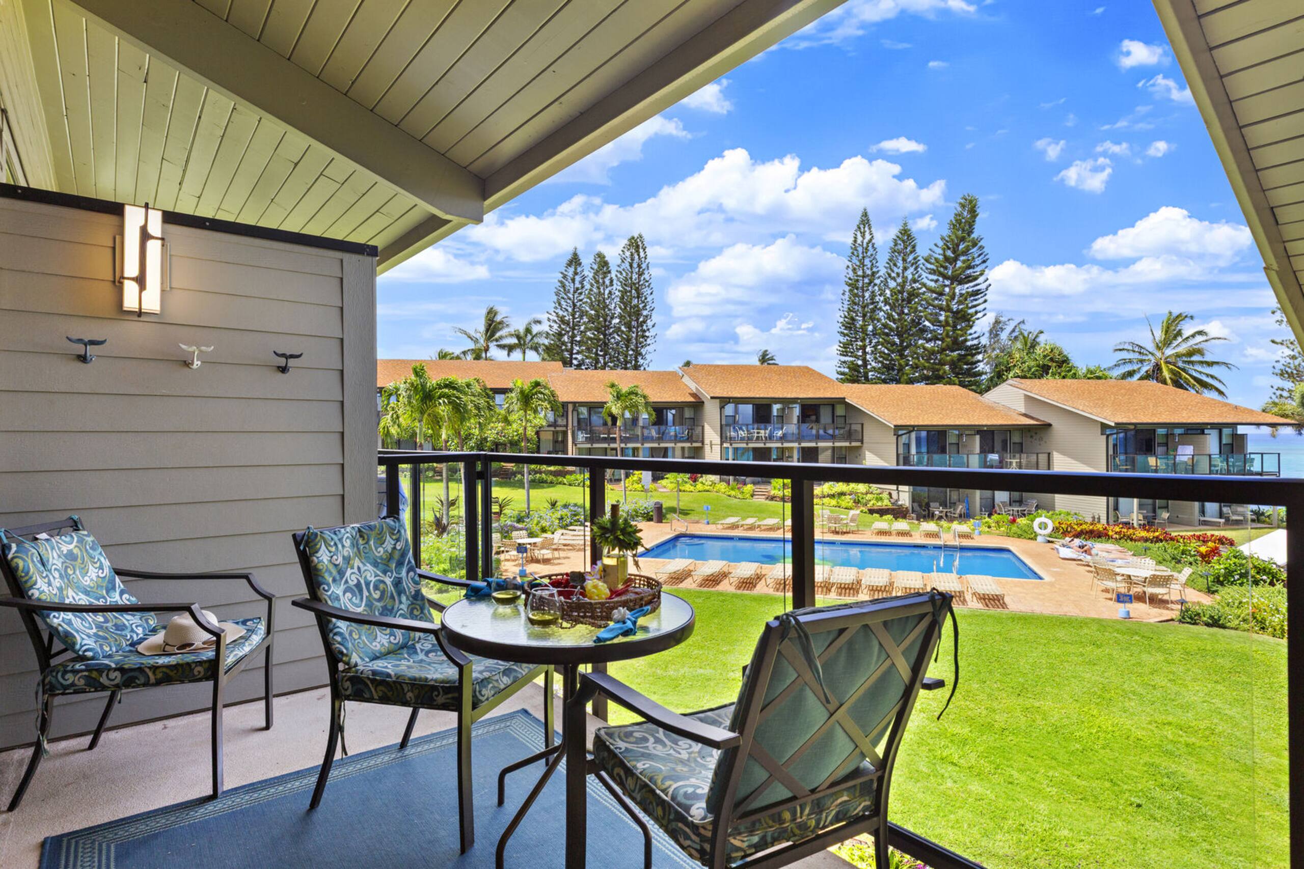 Condo in Lahaina · ★4.5 · 2 bedrooms · 2 beds · 2 baths - Image 5