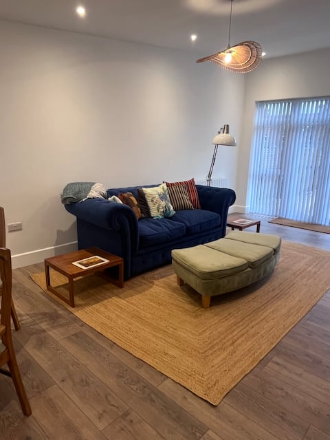 Popular Airbnb listing: Sunnyside - Ground floor apartment with parking in Oxford