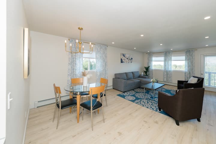 Campbell Park View Apartment - Anchorage, AK