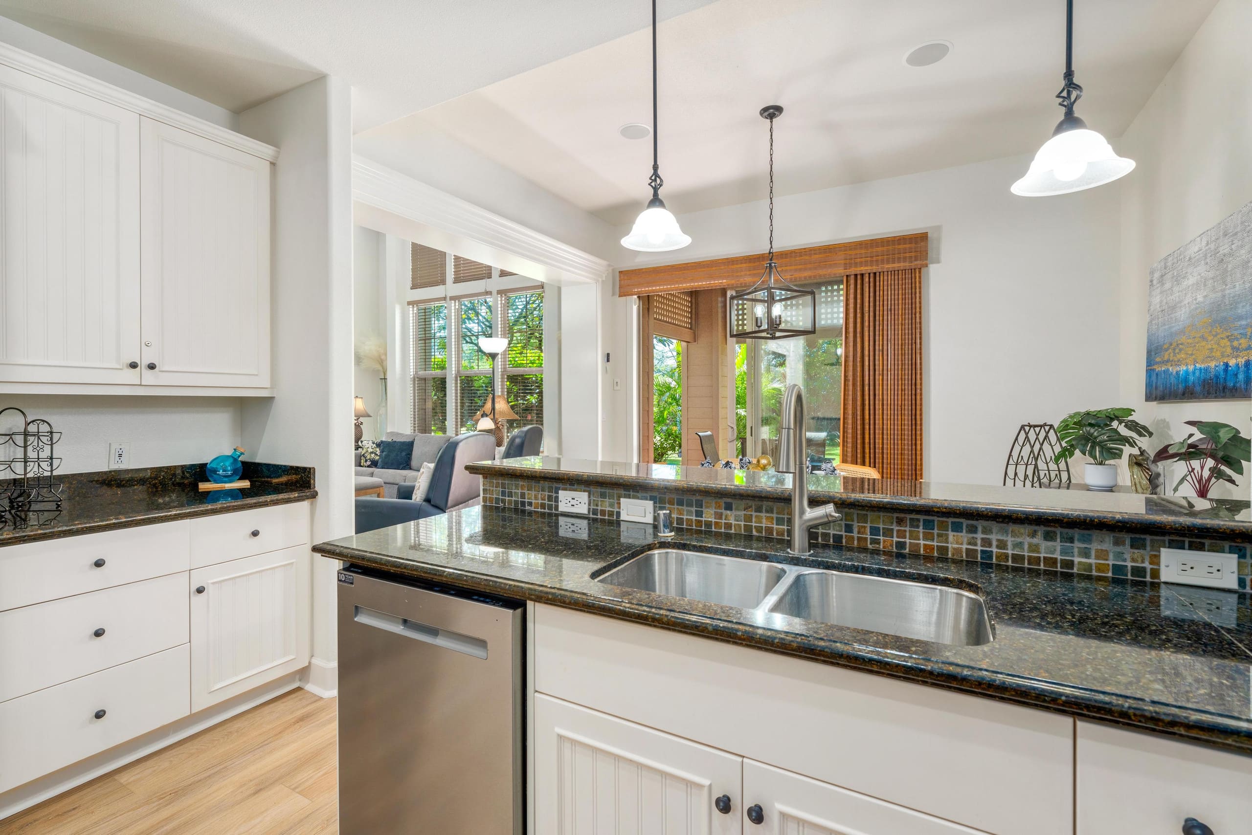 Townhouse in Waimea · ★5.0 · 2 bedrooms · 3 beds · 2.5 baths - Image 10
