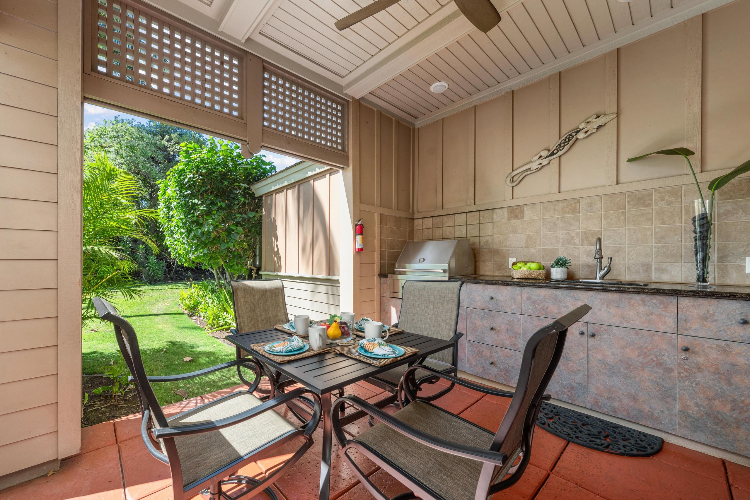 Townhouse in Waimea · ★5.0 · 2 bedrooms · 3 beds · 2.5 baths - Image 13