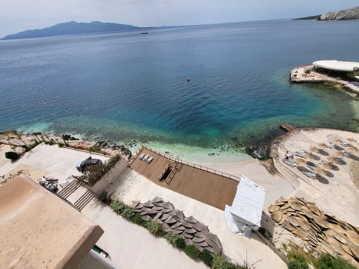 "Golden Beach"- Sea Side 3br Flat - Saranda