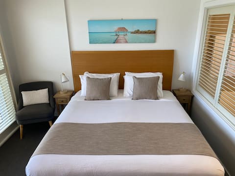 Top performing Airbnb: Hotel Room in Salt Beach Resort in Kingscliff