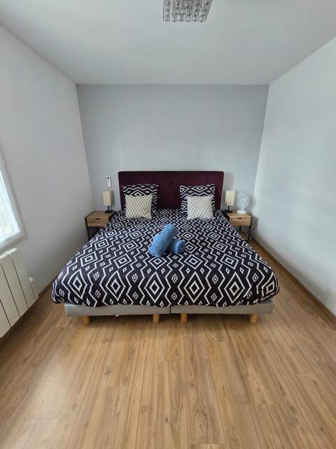 Garden and barbecue, 7 minutes from the airport, quiet