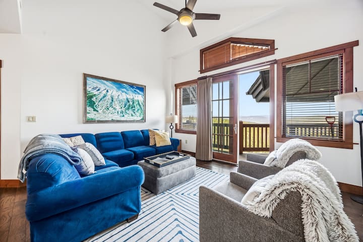 One Ski Hill Place 2BR Penthouse | Mountain Views, Pool & Spa | Sleeps 7