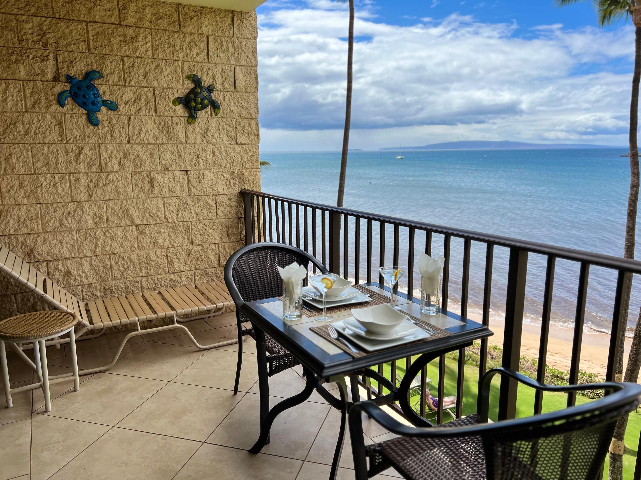 Ocean view stunning! Right on the beach! - Image 2