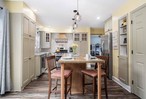 The Ray of Sunshine House