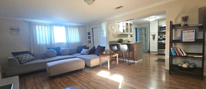 Tacoma 1 Bedroom - Tacoma, WA