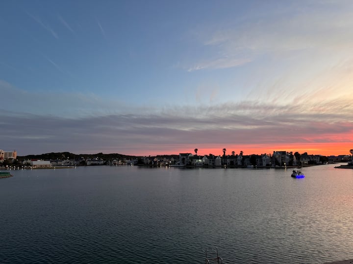 Modern Apartment-marina Views-unlimited Fast Wi-fi - Jeffreys Bay