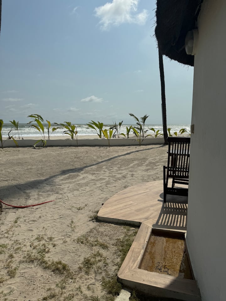 habitación doble frente al mar, terraza privada, cuarto de baño contiguo