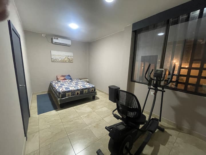 غرفة النوم 2