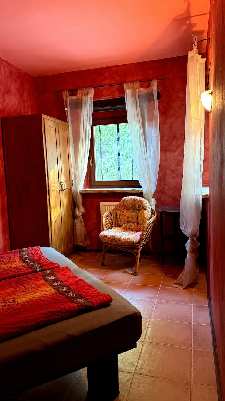 غرفة النوم 2