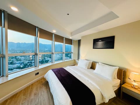 3BR Modern Apt In Centaurus Mall/Mountain View/Gym