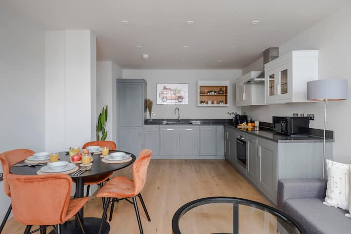 2-bed Apartment · Farringdon · Lift · Sleeps 6 - London