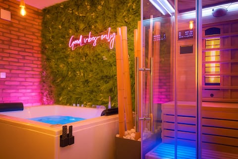 Private Baltic Spa & Art Suite