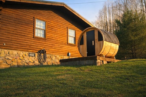 Ascension Cabin: sauna, hot tub, fire pit