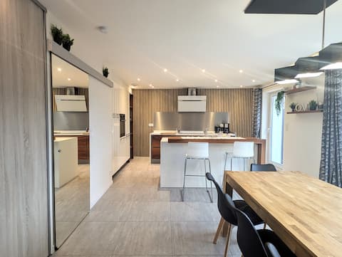 Beautiful 90 m2 apartment with terrace, wallbox