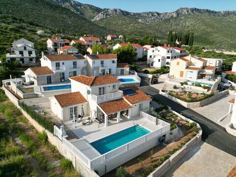 Dream villa with pool in Orebič