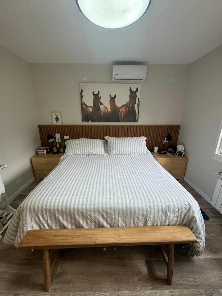 غرفة النوم الرئيسية