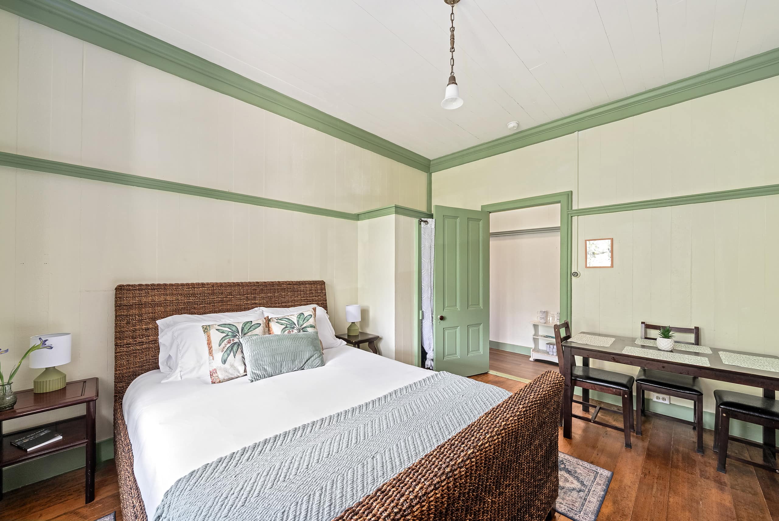 Guesthouse in Makawao · ★4.94 · 2 bedrooms · 2 beds · 1 private bath - Image 10