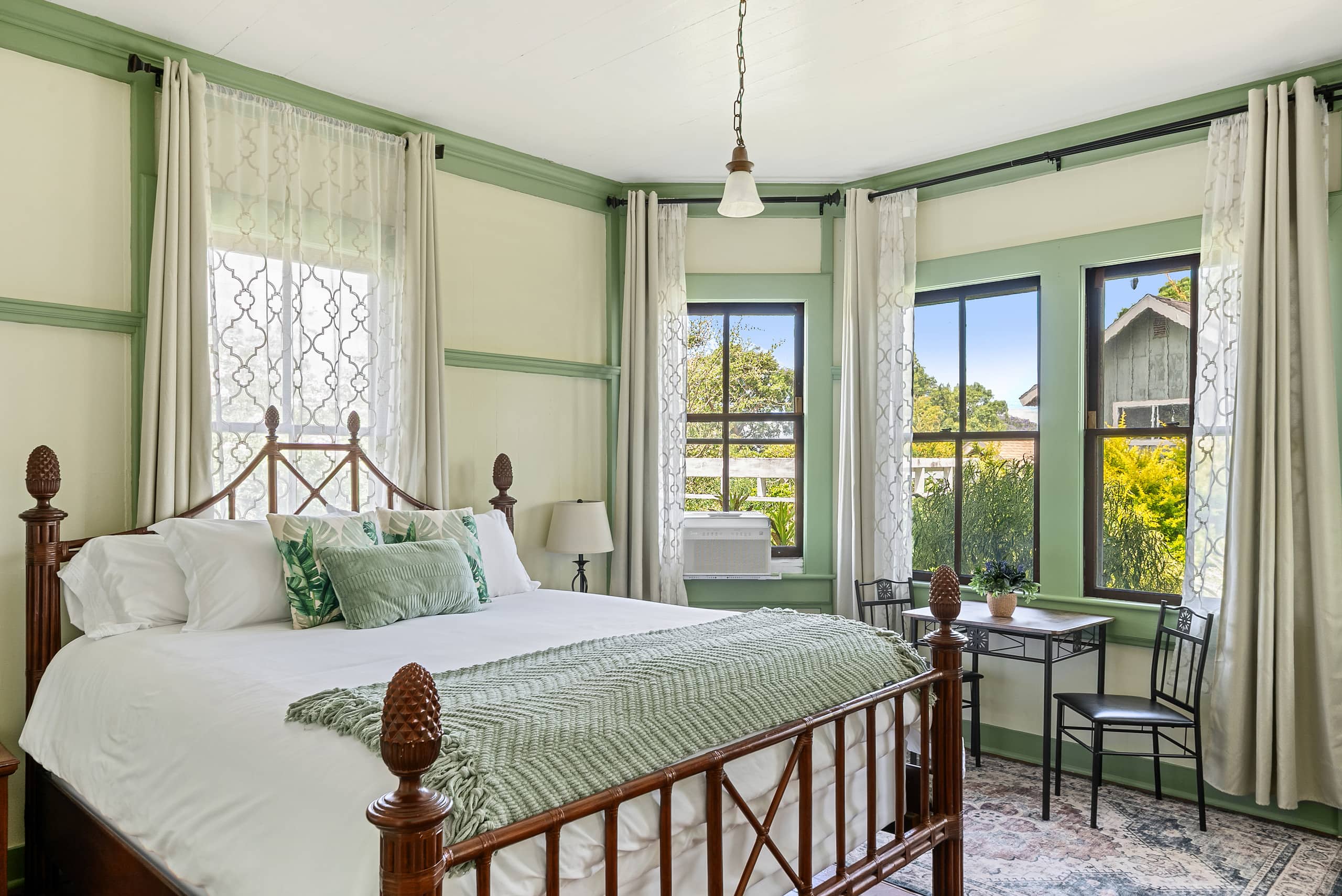 Guesthouse in Makawao · ★4.94 · 2 bedrooms · 2 beds · 1 private bath - Image 3