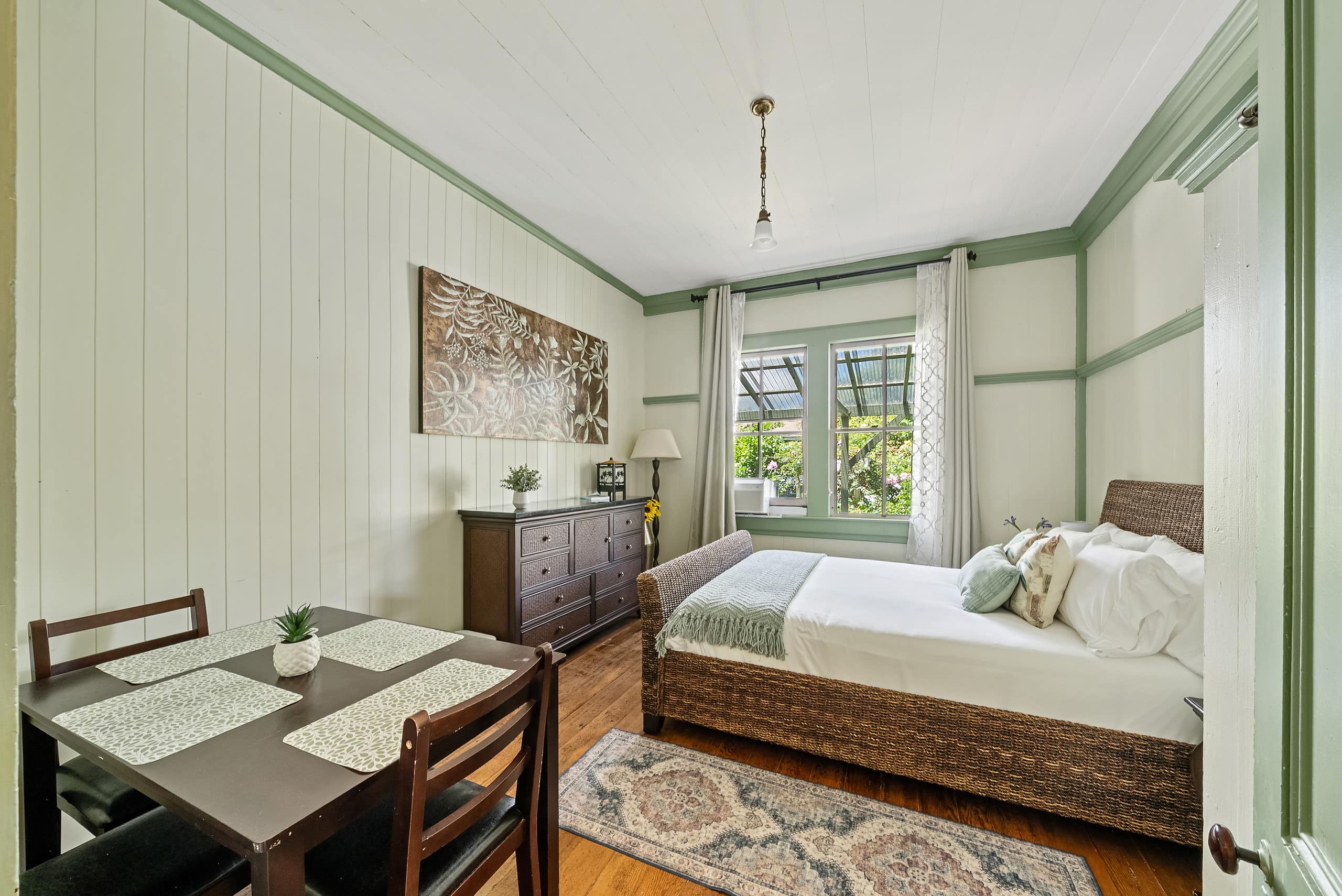 Guesthouse in Makawao · ★4.94 · 2 bedrooms · 2 beds · 1 private bath - Image 2