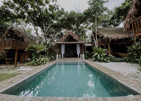 Exclusive 4 Bedroom Villa in Amadeo-Tagaytay