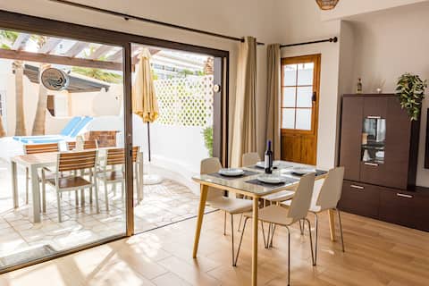 Top Airbnb: Lovely and charming villa VT with big terrace in Pájara