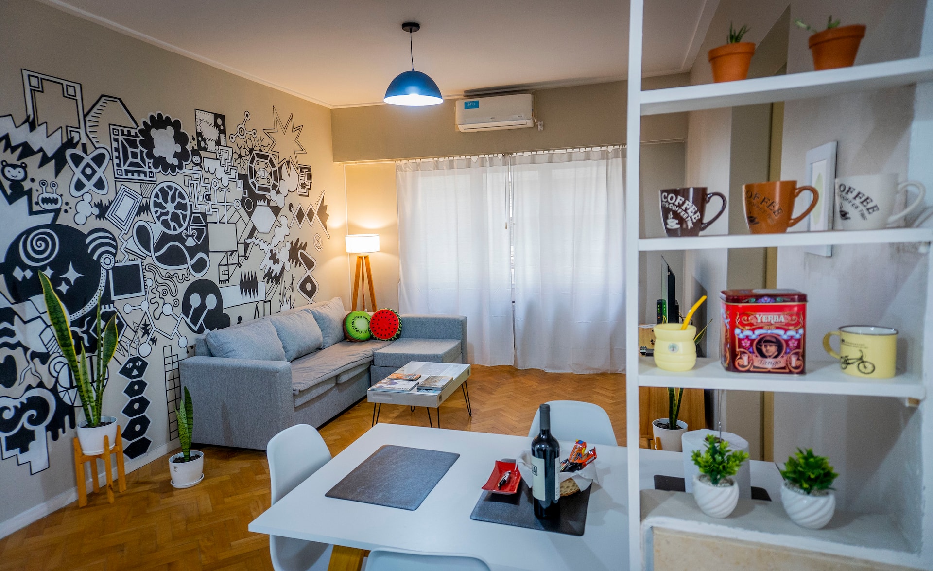 Two-room apartment in Monserrat for short or extended stays
