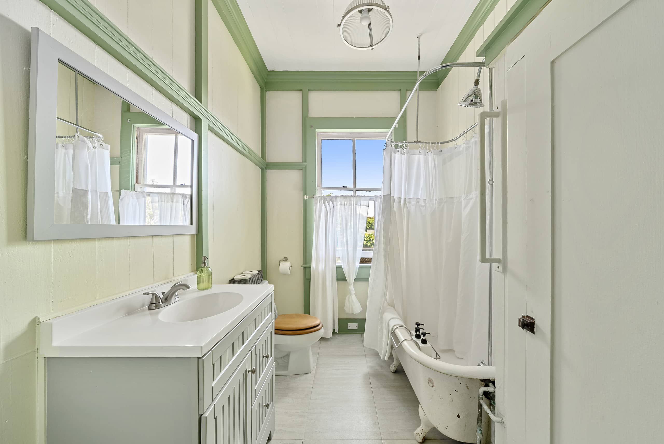 Guesthouse in Makawao · ★4.95 · 1 bedroom · 1 bed · 1 private bath - Image 11