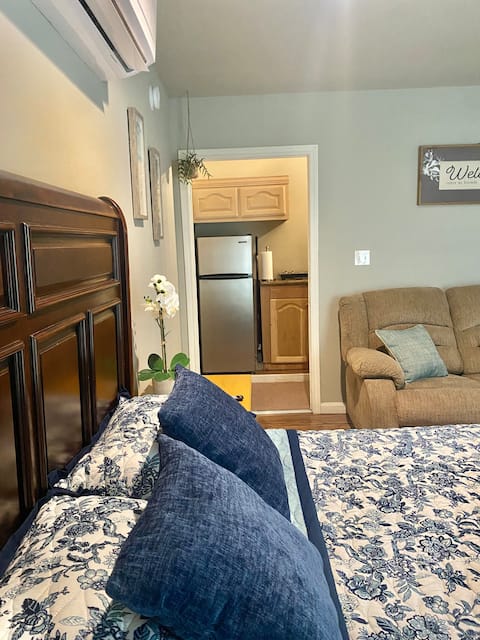 Standalone stay ,2 guests.