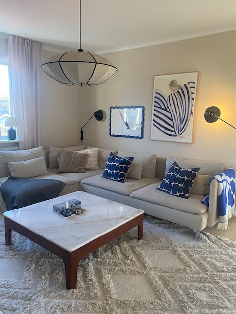 Top Airbnb: Villa Haeger, large house centrally located with pool in Enskede årsta Vantör