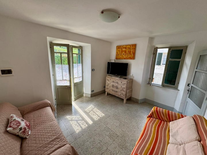 Living room 2