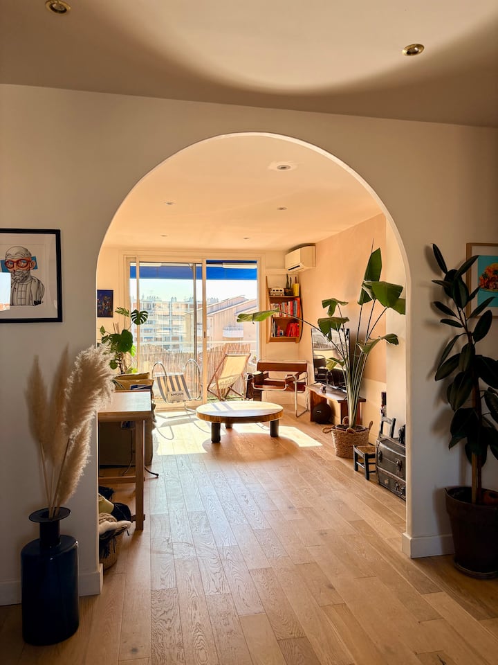 Appart Lumineux Lodi, 2 Balcons - Vue Bonne Mère - Marseille