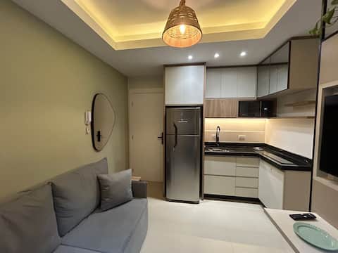 Popular Airbnb listing: Brand new and cozy studio, with garage! in Curitiba