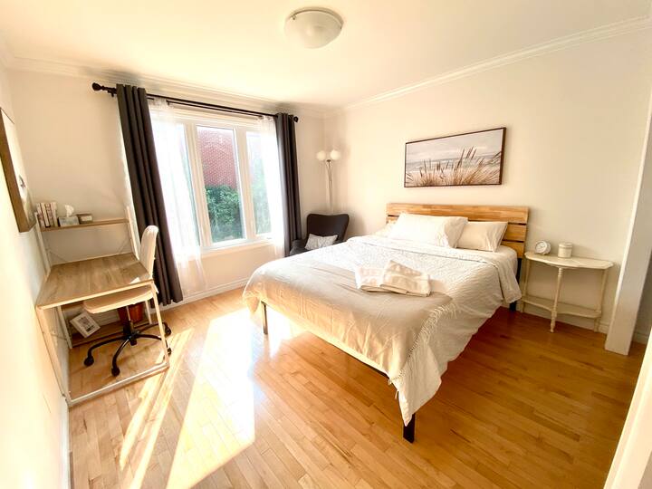 Charming 2 Bedrooms In A Shared Home - Kanata