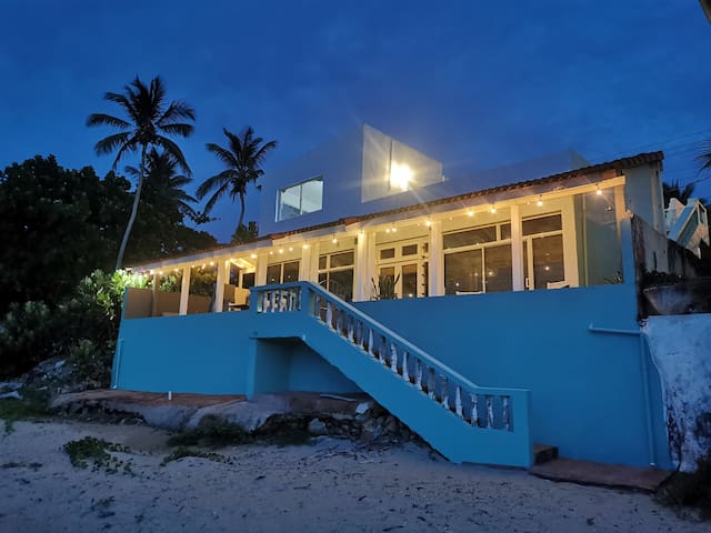 Janets Beach Club Property Management managed Airbnb listing 2