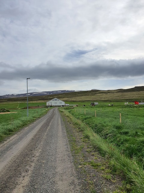 Knjúkahlíð apartment Road 731